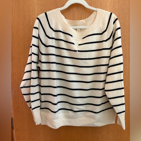 J. Crew Sweaters - Jcrew Cashmere Striped Navy and White Sweater